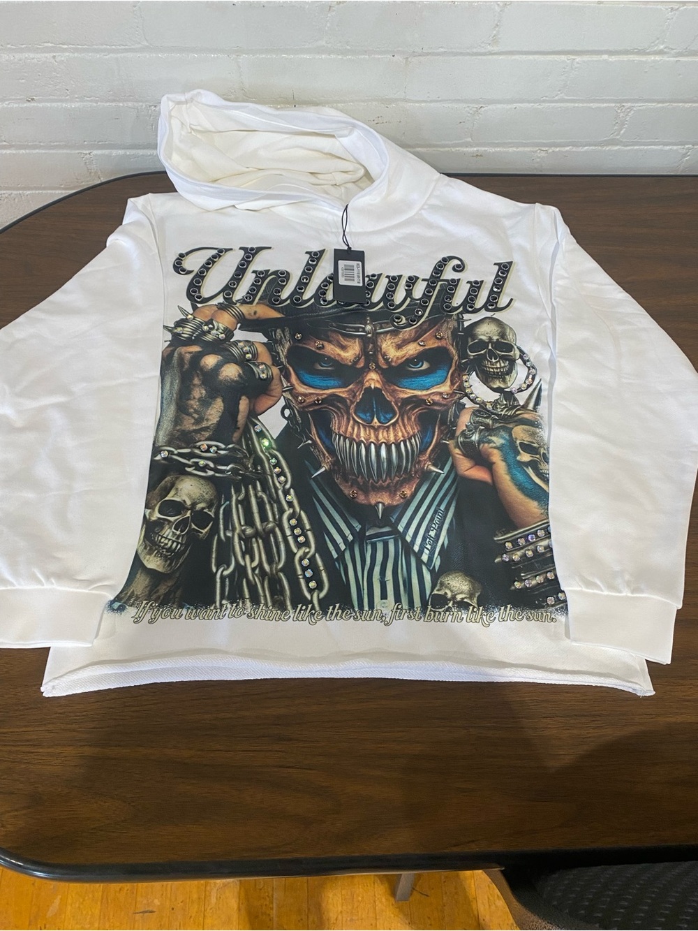 White Graphic Skull Hoodie Sweatshirt - Unlabeled Brand